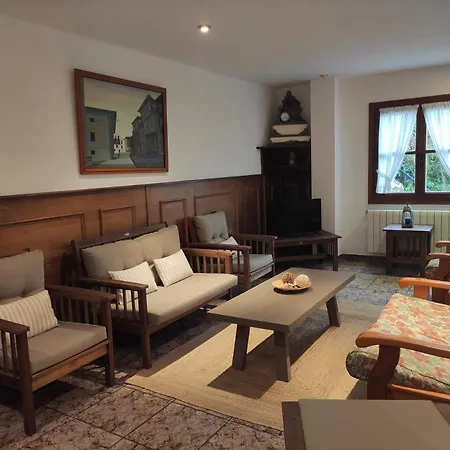 索拉托尔酒店 2* 柯米拉斯