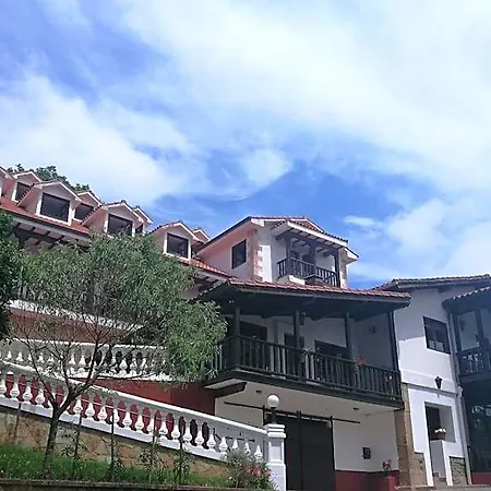 Solatorre Hotell Comillas