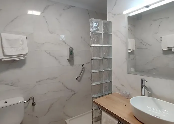 索拉托尔酒店 2*