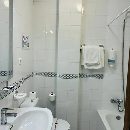 Solatorre فندق 2*