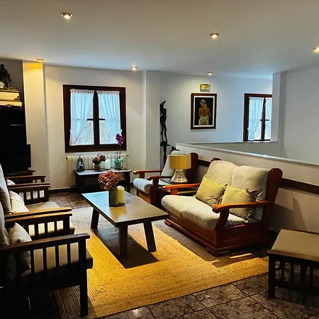 فندق Solatorre كوميلاس